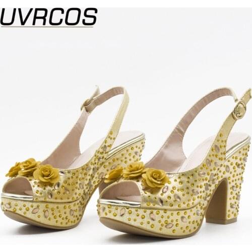 Latest Designer Shoes Women Luxury 2021 African Wedding Shoes Decorated with Rhinestone Ladies Sandals with Heels Slip on Party