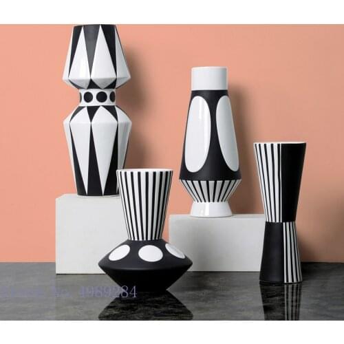 Creativity Ceramic Vase Black and White Geometric Abstract Pattern Ceramic Flower Arrangement Crafts Modern Home Decoration
