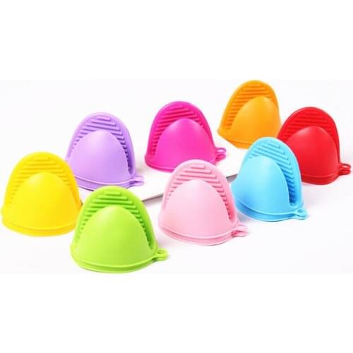 Home Kitchen Silicone Oven Glove Clip Cake Bakeware Heat Resistant Finger Hand Clip Microwave Mitt LX8106