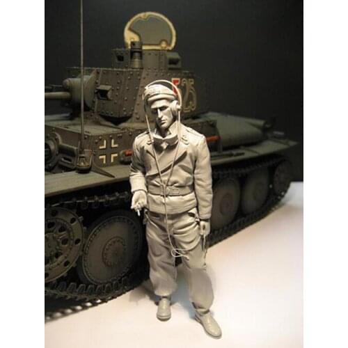1/16 Scale Tanker Unpainted Resin Figure Building Kit