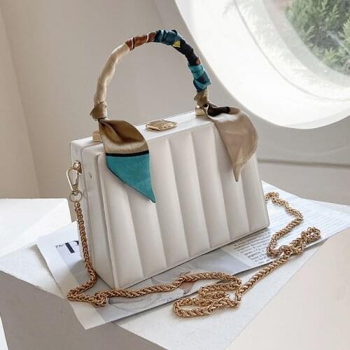 Fashion Scarves Chain Purses Handbags Women Crossbody Shoulder Bags 2021 New Ladies Totes Luxury Brand Designer Messenger Bags