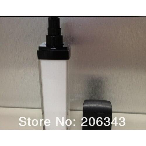 100ml black+white acrylic press pump lotion bottle or mist spray bottle ,cosmetic container,Cosmetic Packaging