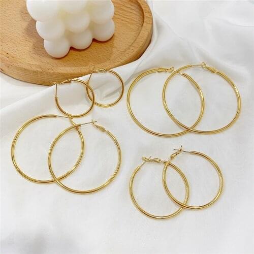 South Korea Fashion Large Circle Earrings Famale 2021 Trendy Metal Geometric Hoop Unusual Earrings For Women Jewelry Wholesale