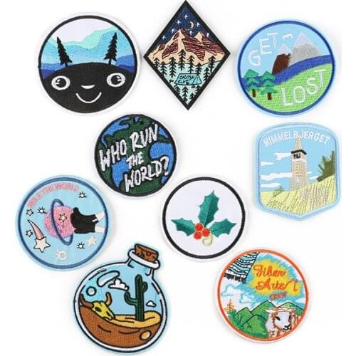 Customized Wholesale Embroidered Cloth Stickers Wholesale round Animal Avatar Badge High-End Clothing Accessories Adhesive Patch