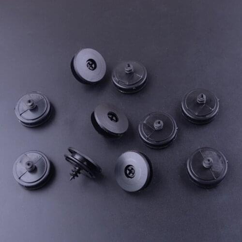 Beler 30Pcs Car Black Plastic Interior Carpet Clips Floor Mat Stay Retainer Screw Anti-skid Pad Fix Retainer Fastener