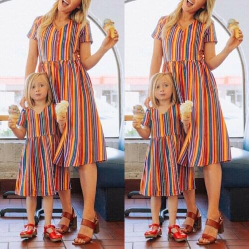 2019 New Family Dress Mother and Daughter Dress Striped Matching Colorful Dress Women Girls Long Maxi Dresses Matching Clothes