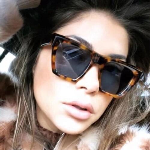 HKNA Vintage Cat Eye Sunglasses Women Oversized Sunglasses Women Big Frame Vintage Shades for Glasses Retro Lentes De Sol Mujer