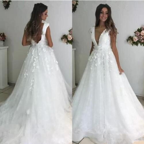 Vestido de Noiva 2020 Romantic lace v-neck Wedding Dress a-line appliques backless Bridal Gown wedding gown Robe De Mariee