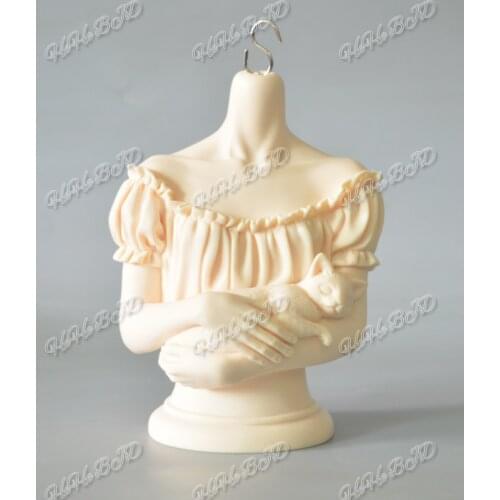1/3 female head stand ( holding the cat ) only, without head ,neck circumference 9 cm free shipping