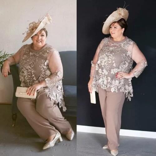 Plus Size Mother of the Bride Dress Pants suit 2 Pieces Lace Royal Lace Appliques Long Sleeves for Wedding Groom 2020