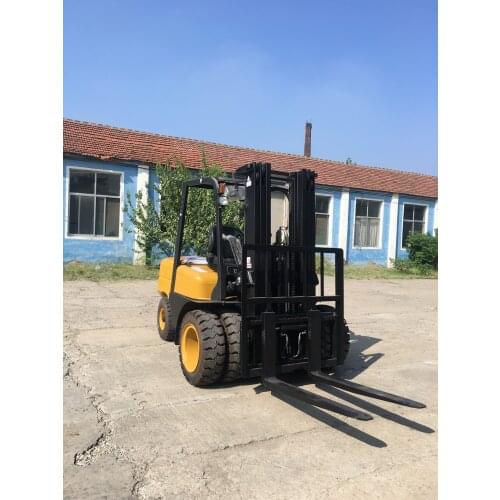 SYNBON 2.5TN Diesel Forklift New Stacker Fuel Four-Wheel Drive Multi-Function Internal Combustion Truck