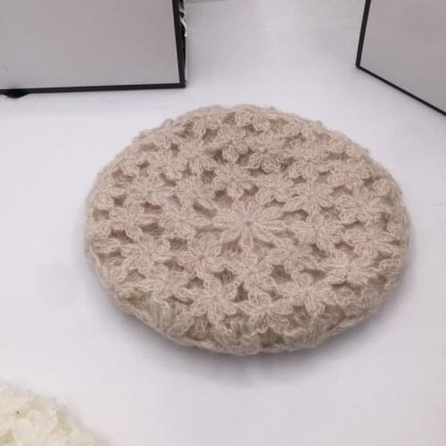 The spring and autumn period and the female beret for women celebrity knitted cap stereoscopic elegant flower painter