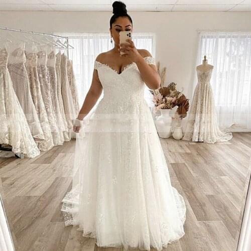 Romantic Plus Size Mermaid Wedding Dresses Off Shoulder Long Sweep Train Bride Dresses Lace Appliques Customize Wedding Gowns