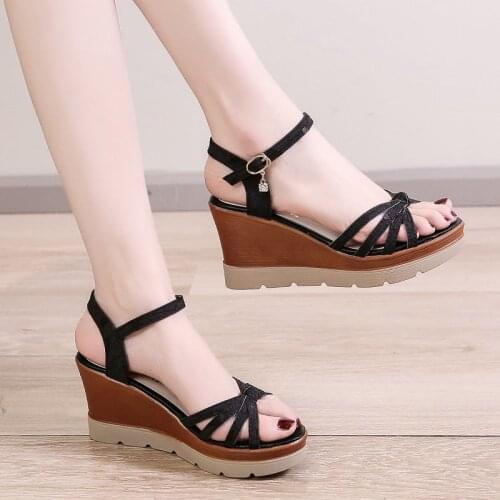 2021 New Women Sandals Peep Toe Buckle Strap Shoes Woman Platform Fashion Summer Wedges High Heel Shoes for Women