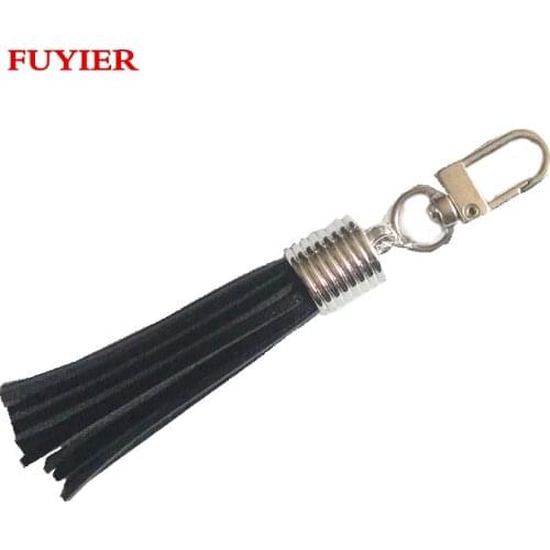 New Leather Tassel Key Chain Silver Tassel Key Chain Lobster Clasp Keychains Women Carabiner Bag Charming Pendant 23 Colors