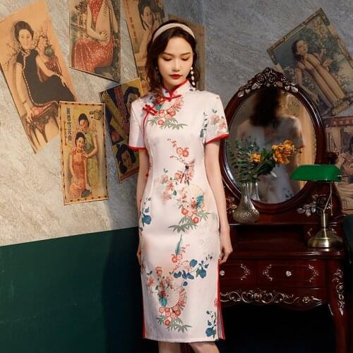 Chinese Vintage Short Sleeve Elegant Rayon Satin Qipao Knee-Length Cheongsam Ladies Festival Party Split Wedding Dress