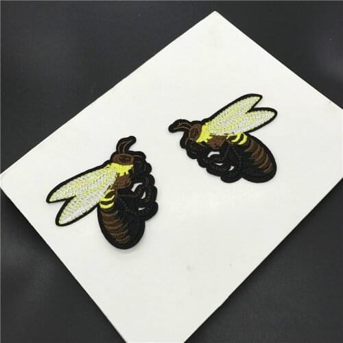 20pcs Bee Patches Embroidery Iron On Patch Decoration Accessories Embroidered Patch For Clothing For T-shirt Parche Hecho A Mano