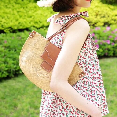 New semi-circular paper woven straw bag retro leather cover messenger woven bag shoulder summer female beach travel bag