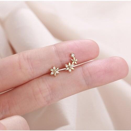Dainty Female Crystal Flower Small Earrings Trendy Gold Color Stud Earrings For Women Charm White Zircon Stone Wedding Earrings