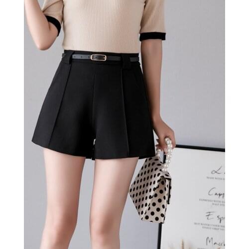 2021New Fashionable and looseWild ShortsWomens Shorts summer Slim Wide Leg A-line Shorts