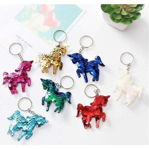 1PCS Kawaii Unicorn Sequins Key Chain Party Favors Gifts Family Friend Baby Souvenirs Birthday Valentines Day Gift Festive