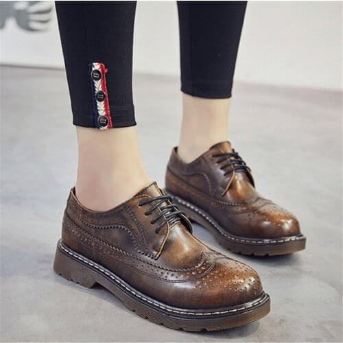 Women Flats Oxfords Shoes 2020 New Arrival Carved Ladies Brogues Creepers Shoes British Style Student Platform Thick Heel Oxford