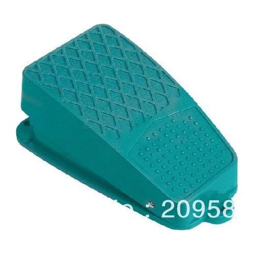 1pcs CFS-105 6A 250VAC Foot Switch Power Pedal FootSwitch