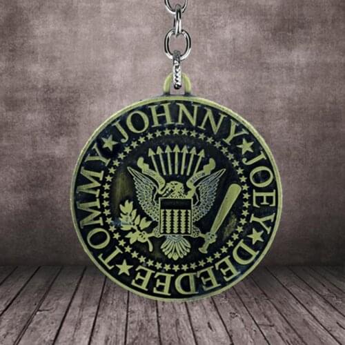 Punk Ramones-Rock-Band Keychain Antique Men Key Ring Holder Car Bag Chaveiro Key Chain Pendant Jewelry