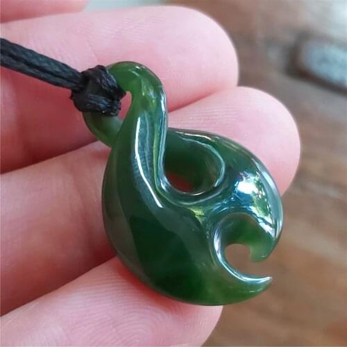Natural Green Nephrite Twist pendant Maori NZ POUNAMU Necklace Canadian jade Aquaman Greenstone