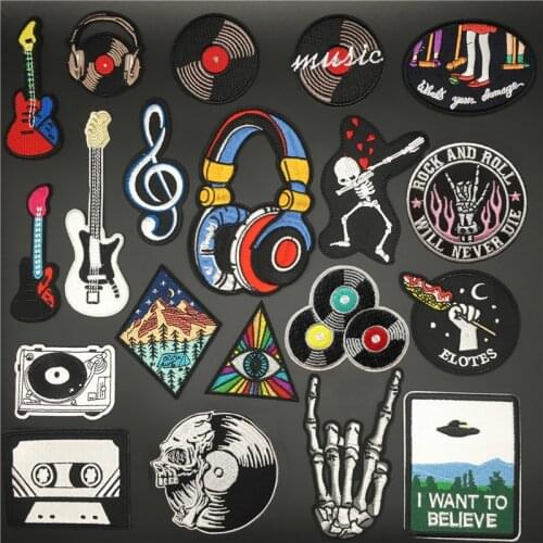 Music Disco Headset Embroidered Patches for Clothing Stripe Appliques Badge Sewing Decoration Clothes Sticker Iron on Patch DIY