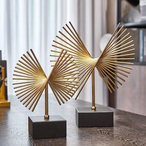 Creative Metal Crafts Ornaments Living Room Wine Cabinet TV Cabinet Furnishings Modern Home Decor Wedding Gift Birthday Present