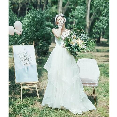 Wedding Gowns Floor-Length Ball Gown Wedding Dresses V-neck Wedding Dress with Train