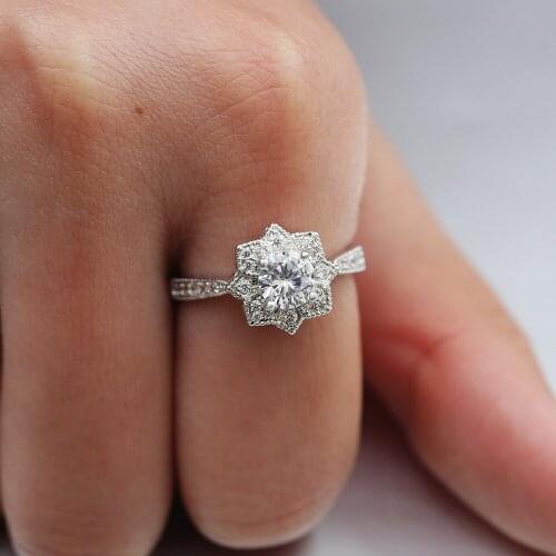 Color Copper Crystal Flower Bijoux Fashion Engagement Ring Cubic Zirconia Jewelry For Women Wedding Chirstmas Gift