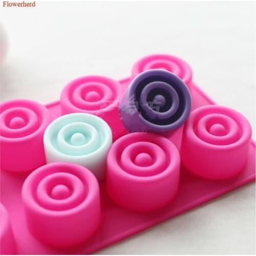 Handmade Soap Silicone Mold DIY Fondant Cake Mold Eight Hole Circle Silicone Mold 3d Candle Chocolate Mold Soap Making Supplies