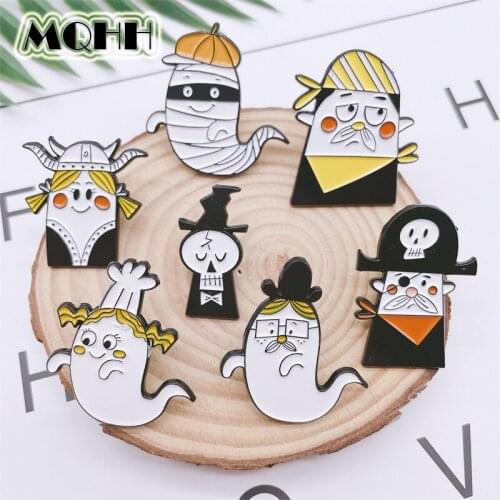 Creative Punk Halloween Ghost Enamel Brooch Skeleton Pirate White Pins Alloy Badge Clothes Bag Accessories Woman Jewelry Gift