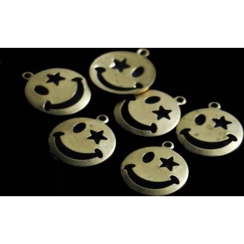 Fashion Single Hanging Hollow Five-pointed Star Smiley Brass Pendant Suitable for Necklace Bracelet DIY Jewelry Making