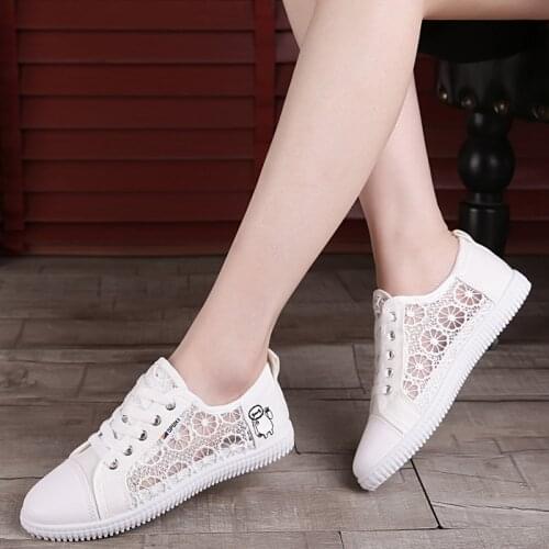 Summer White Women Canvas Shoes Lace Breathable Hollow Summer Ladies Flat Shoes Solid Women Sneakers