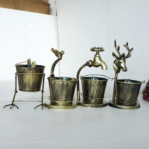 Creative Metal Faucet Bird Deer Head Figurine Ashtray Vintage Handicraft for Home Bar Decoration Accessories Photography Props