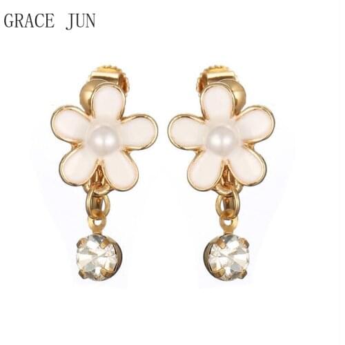 GRACE JUN New Fashion Enamel Pearl White Flower Clip on Earrings No Pierced for Women Girl Birthday Party Screw Cuff Earrings
