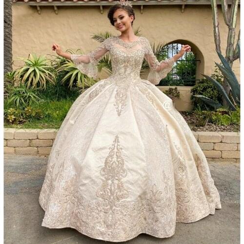 Light Champagne Long Flare Sleeve Ball Gown Quinceanera Dresses O-Neck Appliques Lace Sweet 16 Dress Vestido De 15 Anos