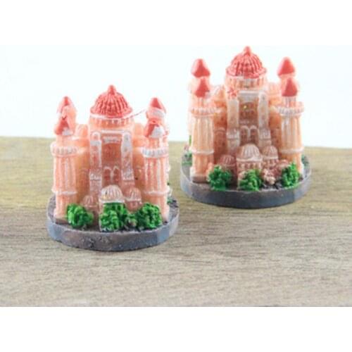 ZOCDOU 1 Piece Mini Palace Succulent Cartoon Building House Crafts Figure Ornament Miniatures