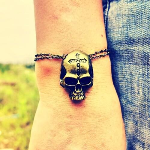 Gothic Skull Charm Bracelet for Women Witchcraft Retro Bronze Color Cross Skeleton Hand Chain Accessories Punk Jewerly VGH024