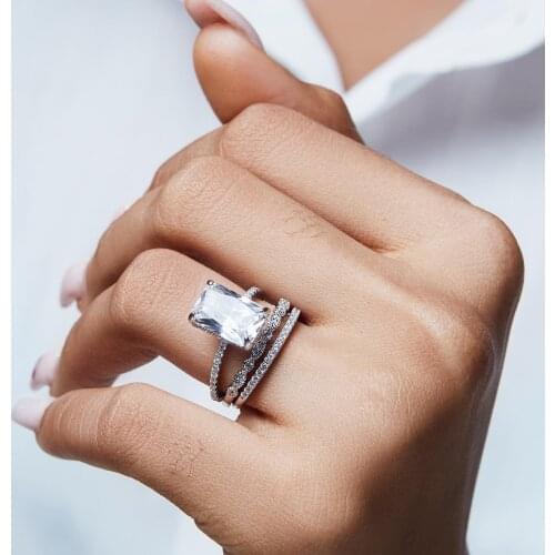 Iced Out Bling Clear Cubic Zirconia Women Finger Jewelry Side Full Band Micro Paved CZ Sparking Engagement Ring