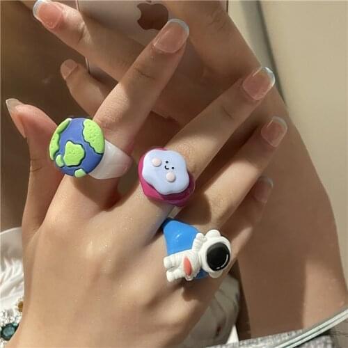 INS Summer Sweet Cute Blue White Color Astronaut Earth Cloud Shape Resin Ring for Women Fashion Finger Ring Jewelry Gifts