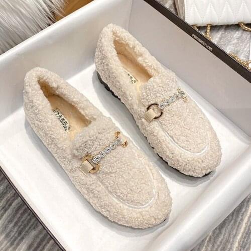 Winter Slip on Flats Shoes Women Oversized Fur Loafers Round Toe Shoes Furry Slides Metal Decoration Maternity Shoes casual