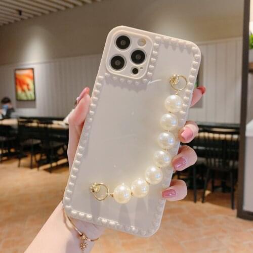Luxury lady pearl Chain Case for iPhone 12 Pro Max 11 Cover fashion protection Cases for iPhone 12 Mini X XS XR MAX Back Cover