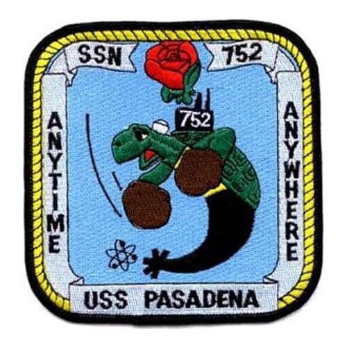 High Quality Crocodile Embroidery Emblem Embroidered Labels for Clothing Merrow Border and PVC Backing Accept Custom and MOQ50