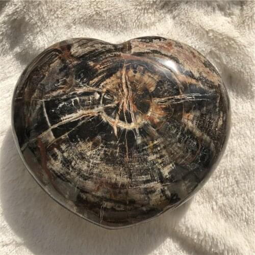 4.95kg Crystal Heart Stone Natural rock carved Petrified Wood quartz heart