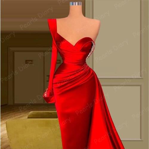 Red Arabic Dubai Evening Dresses Long Middle East Party Gowns For Weddings 2021 Customized Crystals Mermaid Prom Celebrity Dress