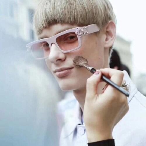 2021 new European and American fashion small frame RETRO SUNGLASSES mens and womens Sunglasses leisure travel Sunglassesu